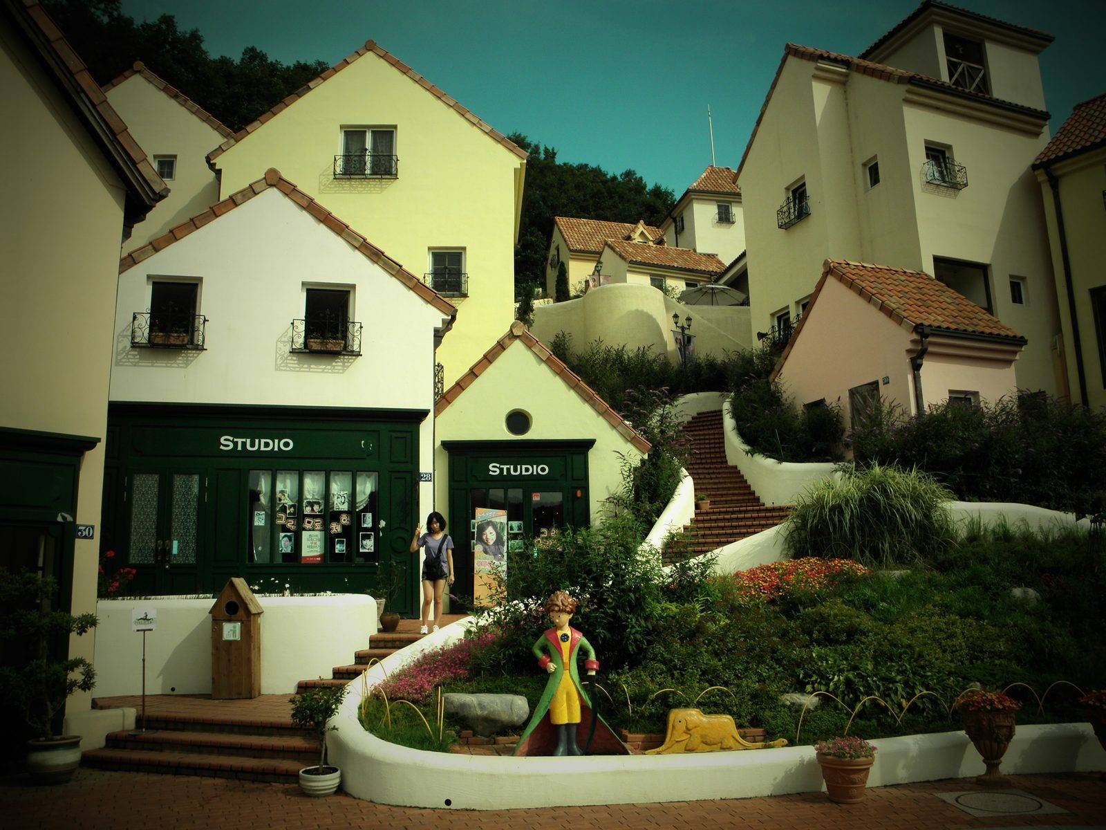 Petite France, Gapyeong (location photo, not a drama still)