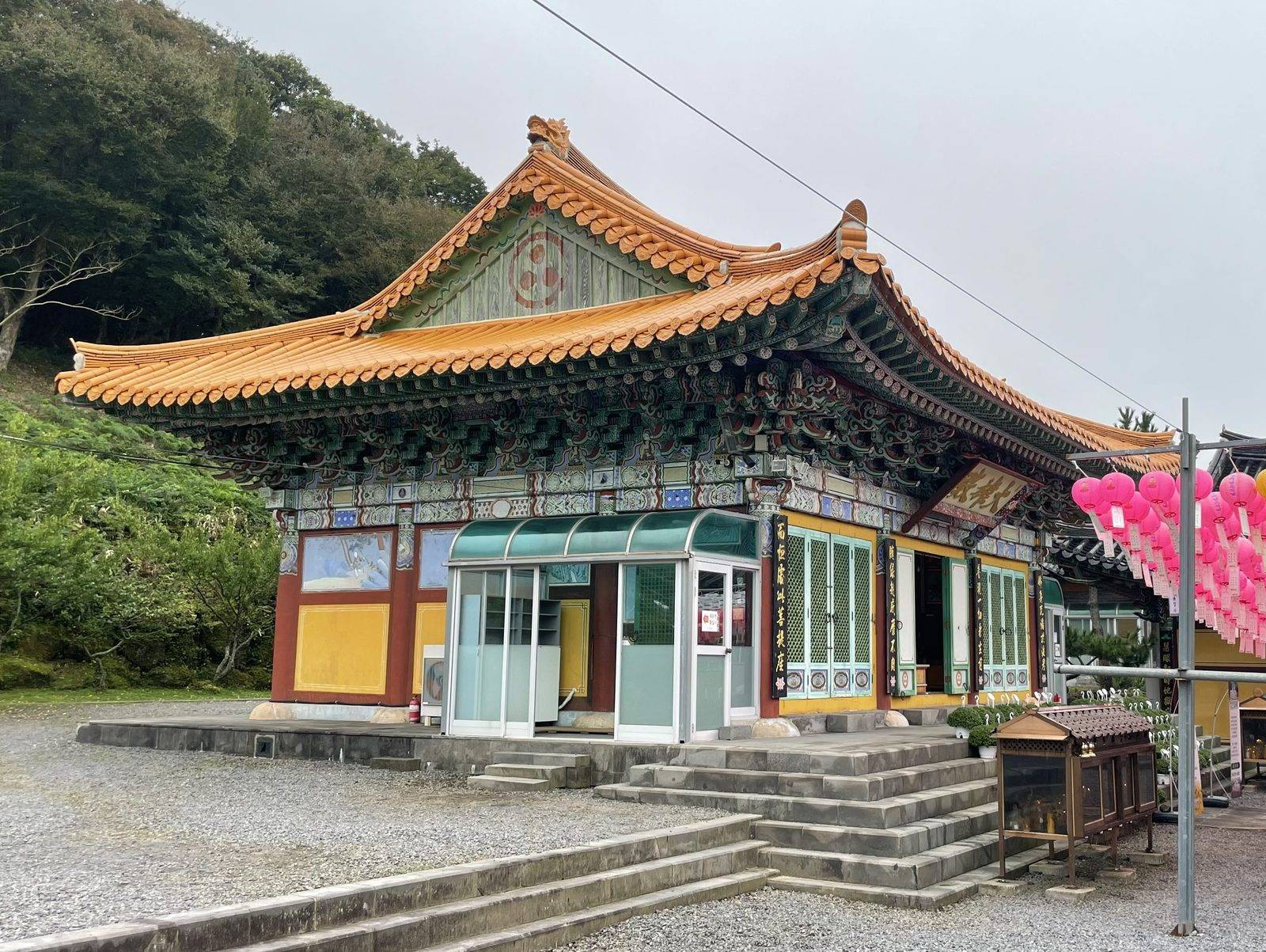 Daeungjeon Hall of Gwaneumsa Temple, Jeju City (location photo, not a drama still)