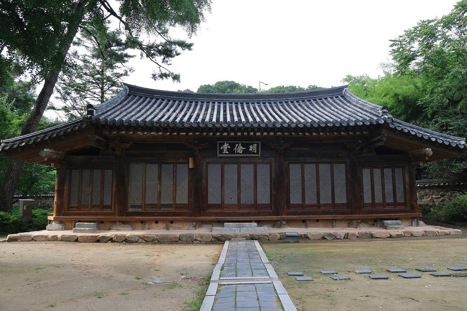 Jeonju Hyanggyo, Myeongnyundang Hall (location photo, not a drama still)