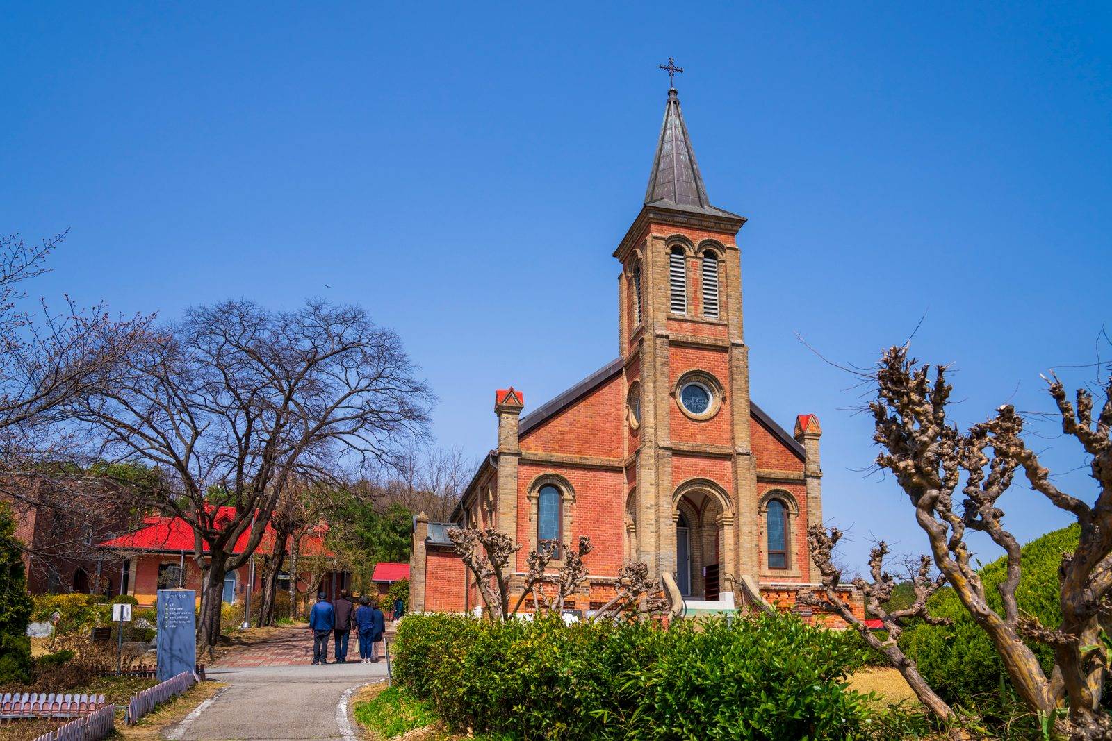 Gasil Catholic Church, Chilgok (location photo, not a drama still)