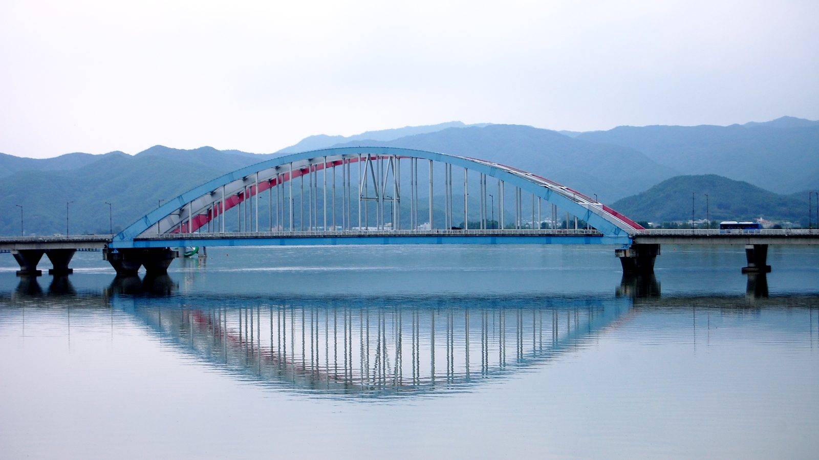 Soyang 2 Bridge (소양2교), Chuncheon (location photo, not a drama still)