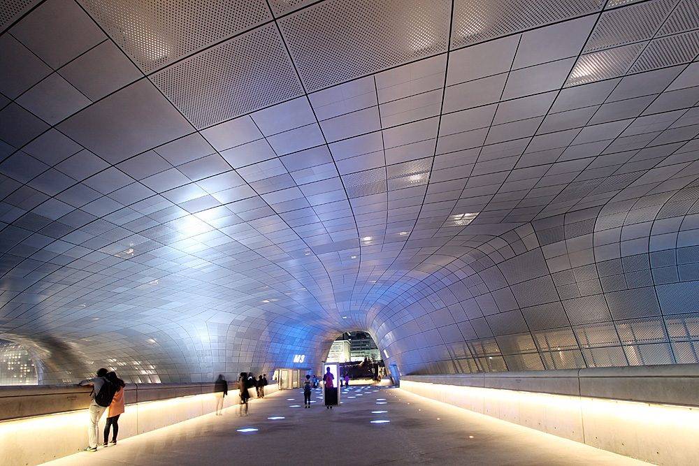 Dongdaemun Design Plaza (DDP) (location photo, not a drama still)