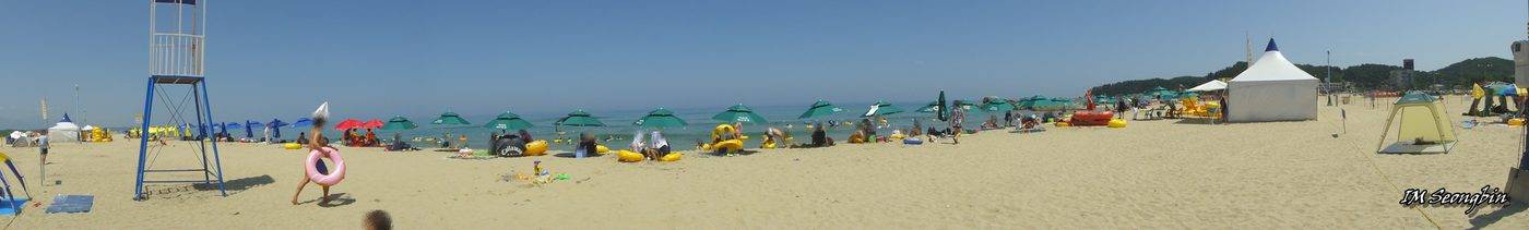 Hajodae Beach, Yangyang — Surfyy Beach is its northern surf zone (location photo, not a drama still)
